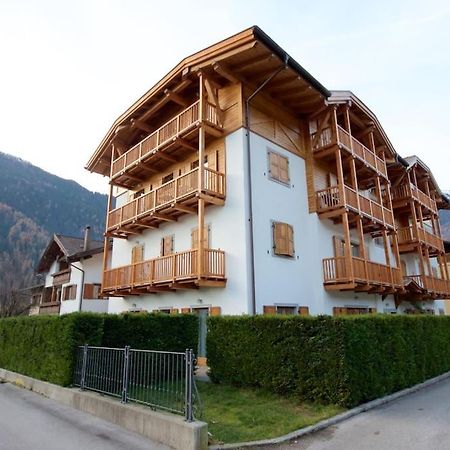 Lovely Apt In Pinzolo Val Rendena 7 Kültér fotó