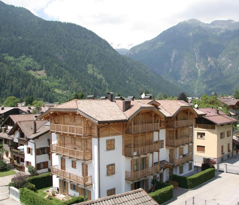 Lovely Apt In Pinzolo Val Rendena 7 Kültér fotó