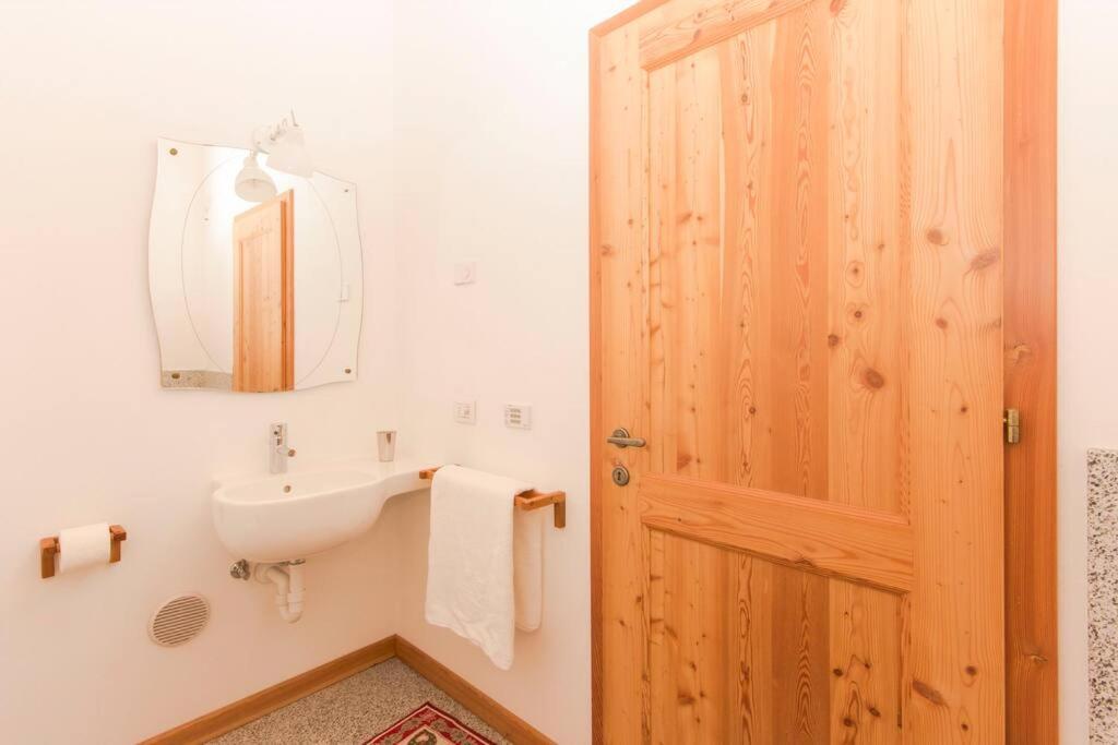 Lovely Apt In Pinzolo Val Rendena 7 Kültér fotó
